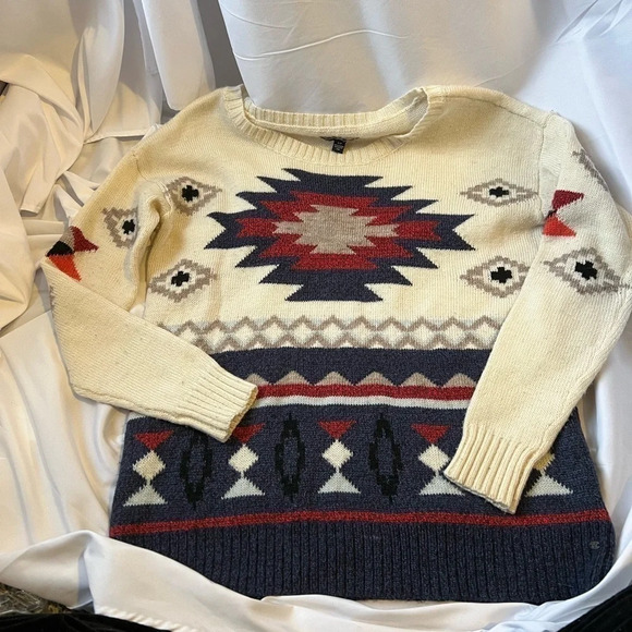 American Eagle Aztec wool sweater - Picture 1 of 6